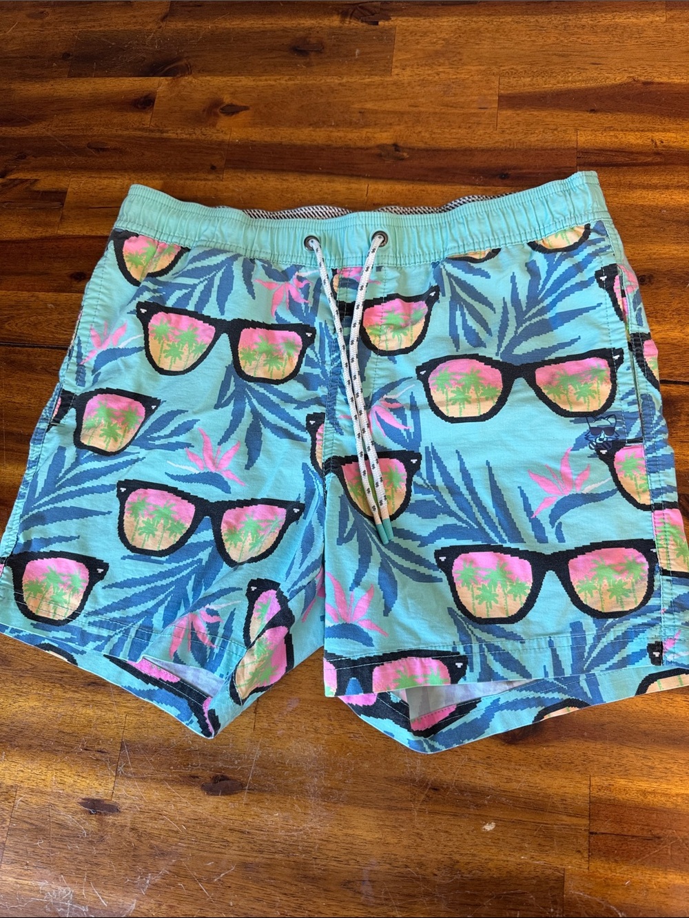 Party Pants- Men's Sunglasses Tropical Seersucker Swimsuit Blue